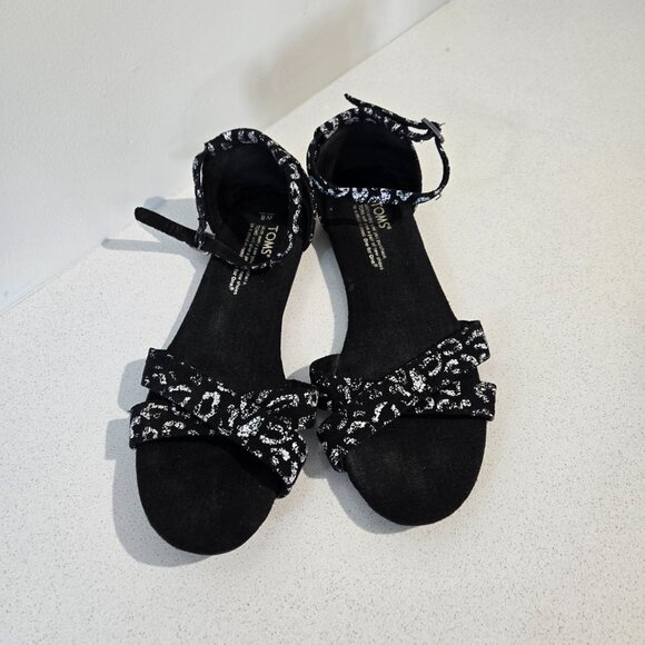 TOMS Women's Black Sandals - Picture 2 of 5